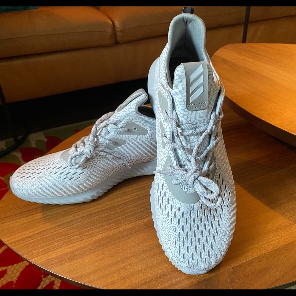 NIB Adidas Alphabounce EM W Men’s Size 8.5